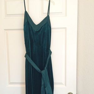 Green velvet tea-length dress